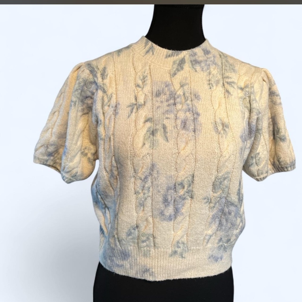 Sincerely Jules Cream Cable Knit Floral Crop Top with Pale Blue Print